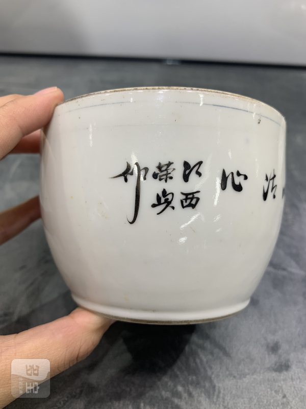 民国粉彩二乔人物纹小盖缸 - 图4